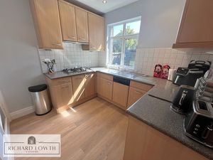 Breakfast Kitchen- click for photo gallery